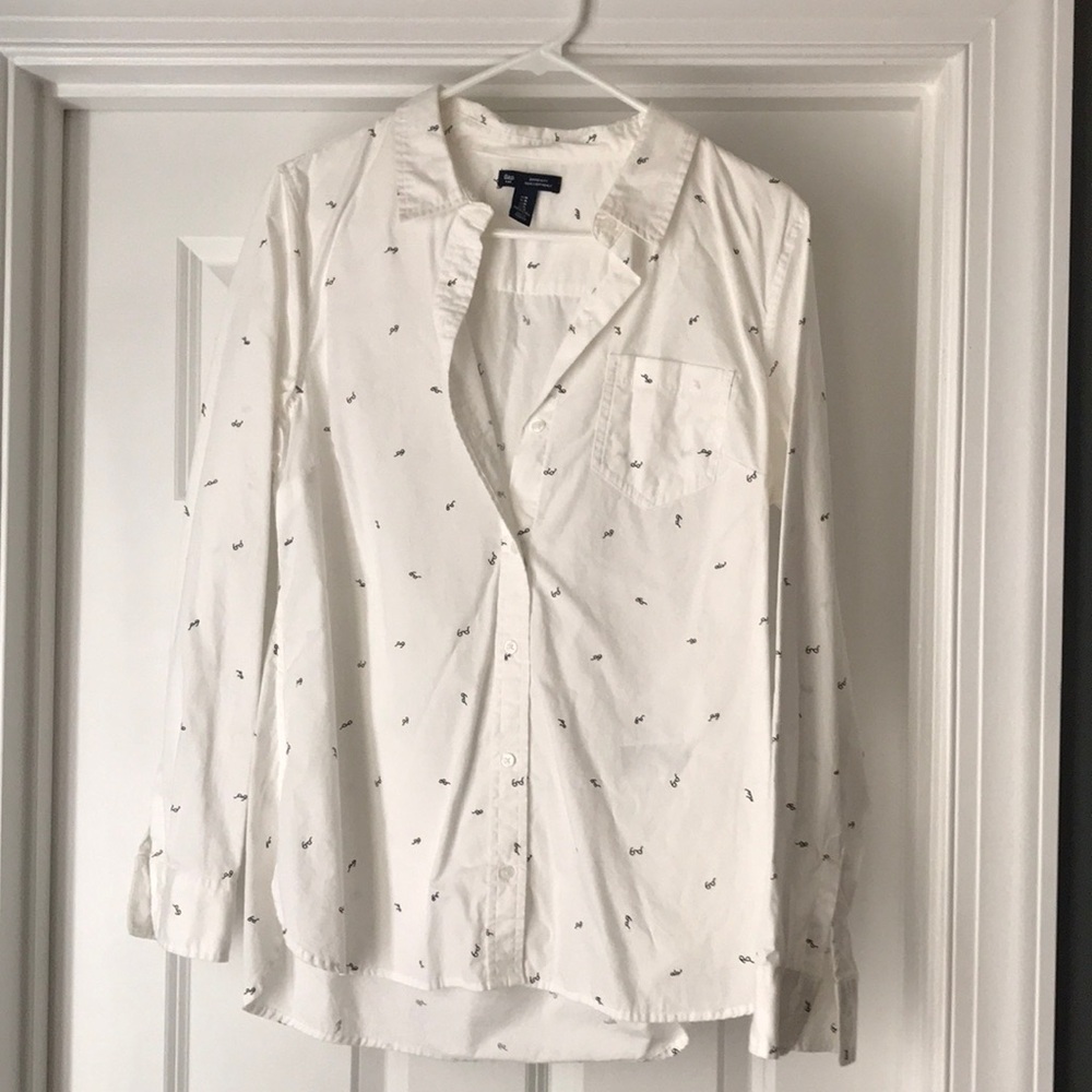 Gap Button Down Boyfriend Fit Shirt